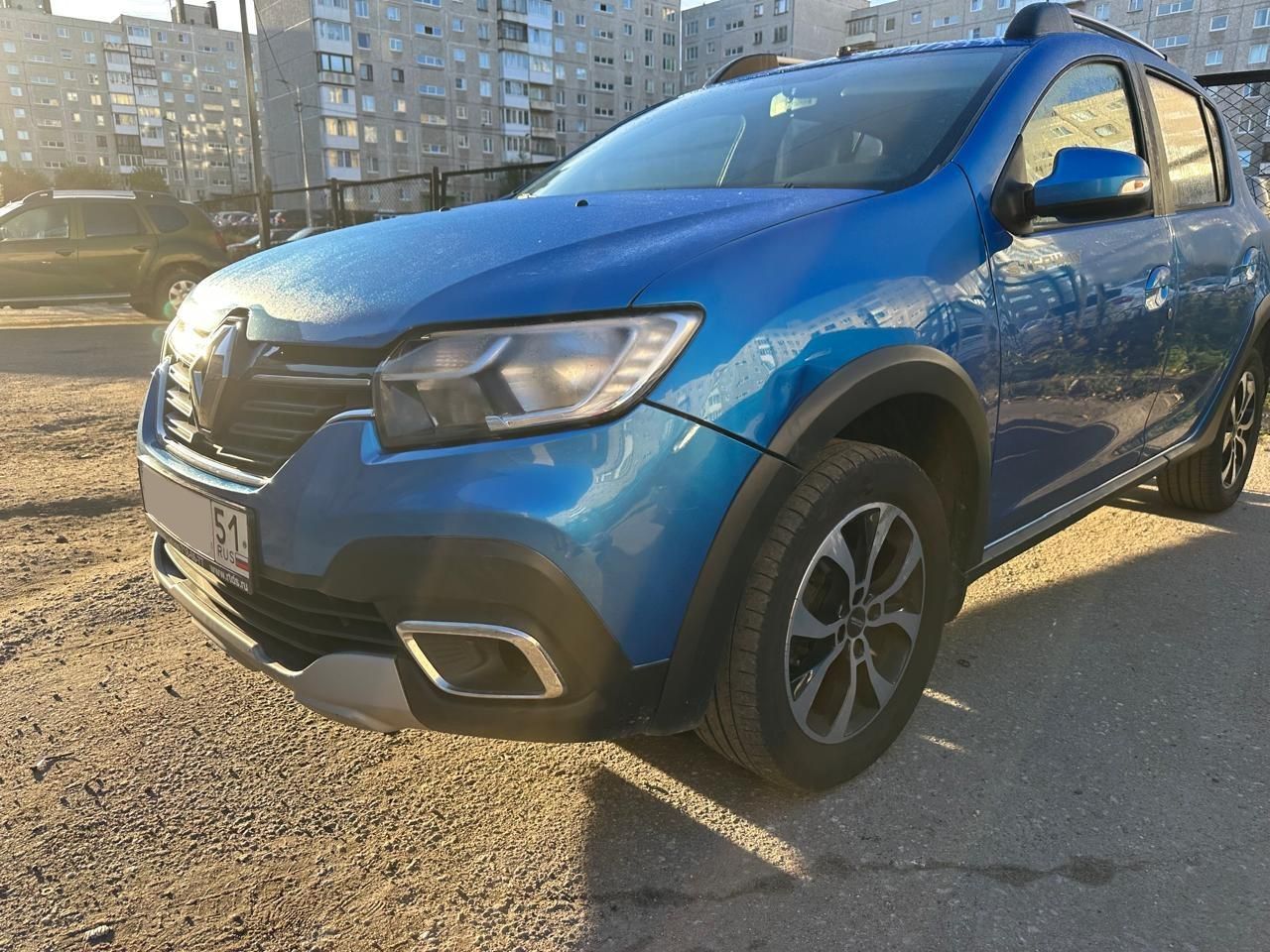 {{ obProduct.name }}