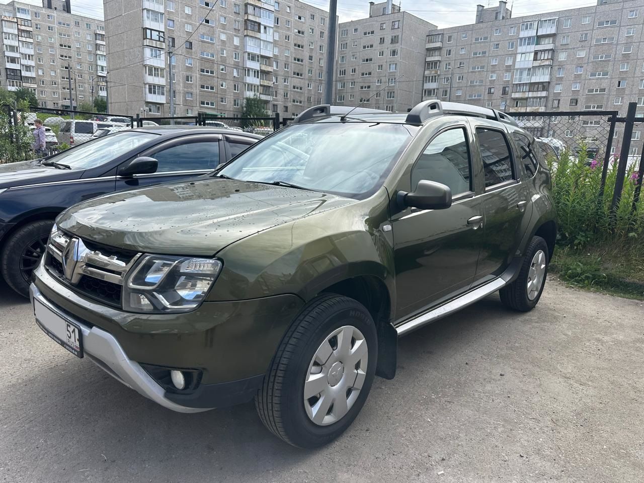 {{ obProduct.name }}