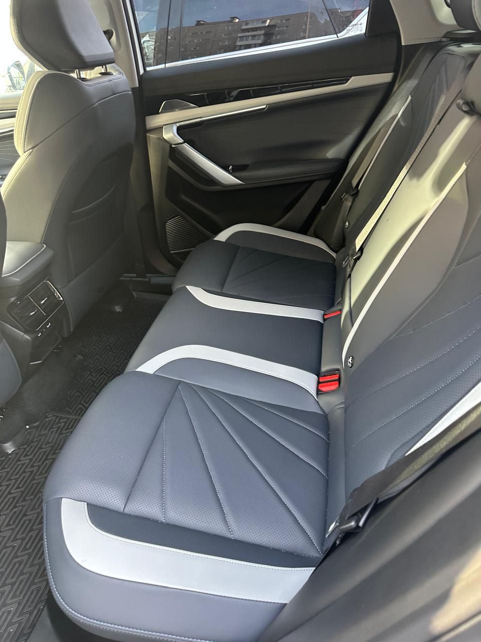 {{ obProduct.name }}