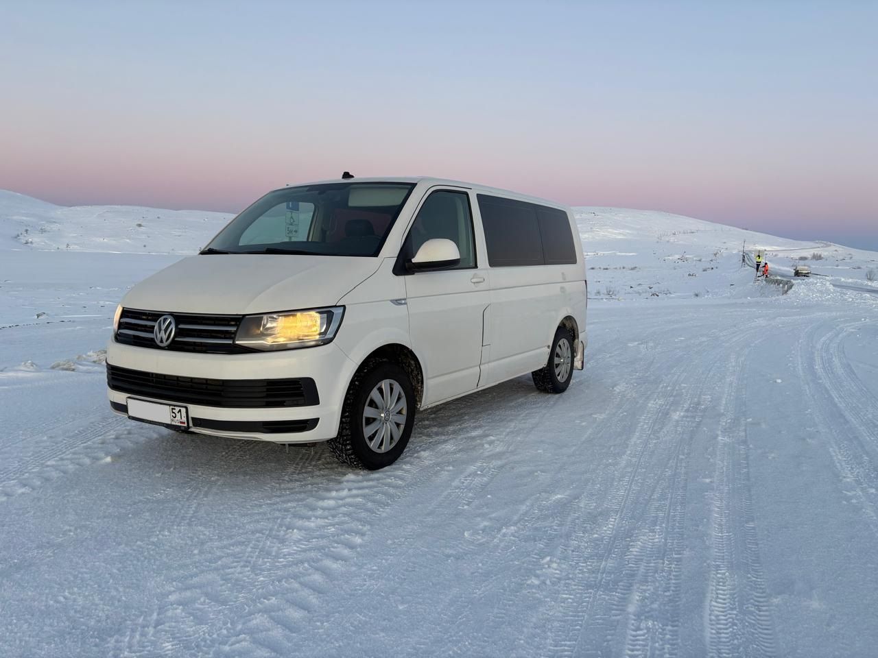 {{ obProduct.name }}