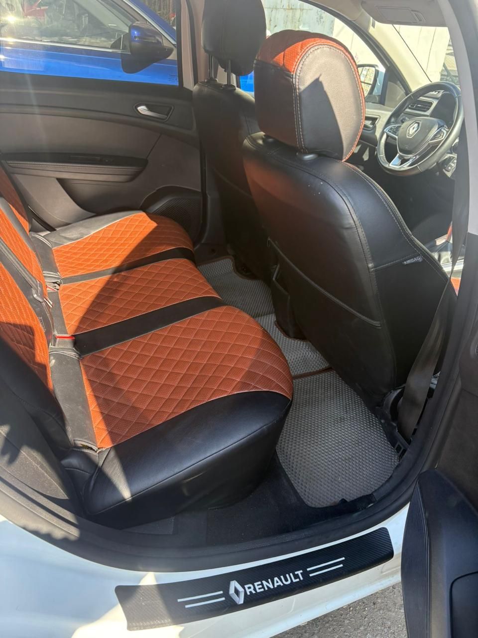 {{ obProduct.name }}