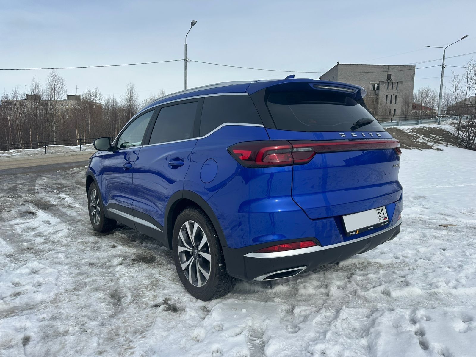 {{ obProduct.name }}