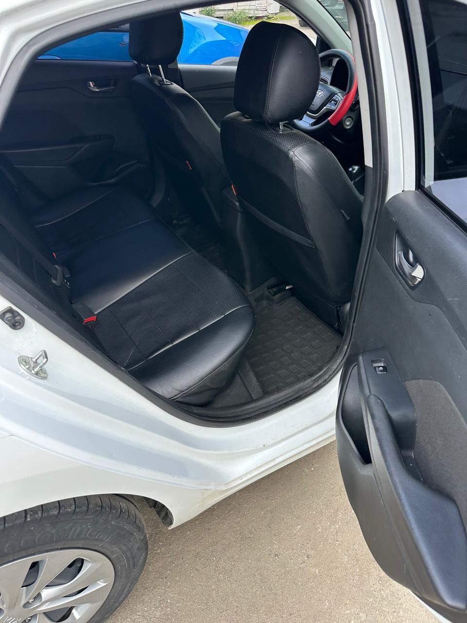 {{ obProduct.name }}