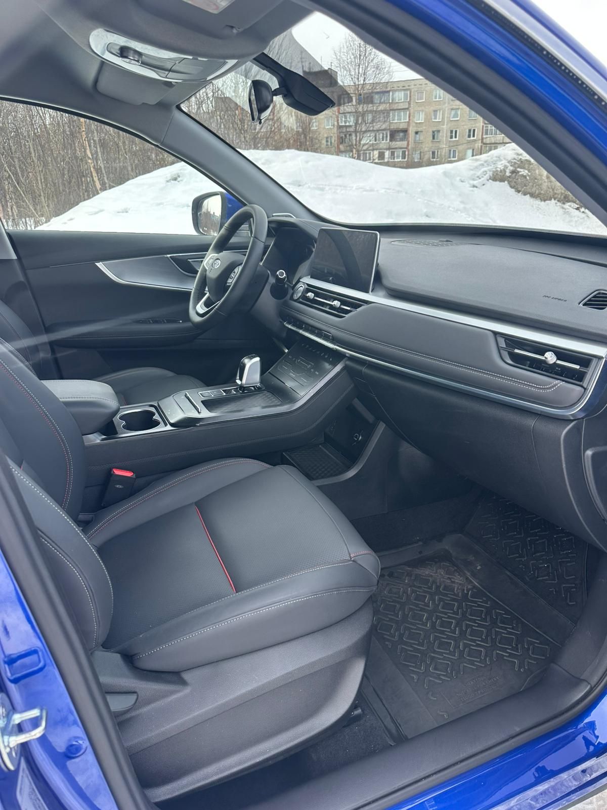 {{ obProduct.name }}