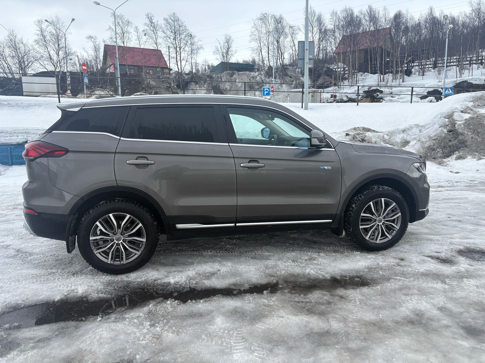 {{ obProduct.name }}