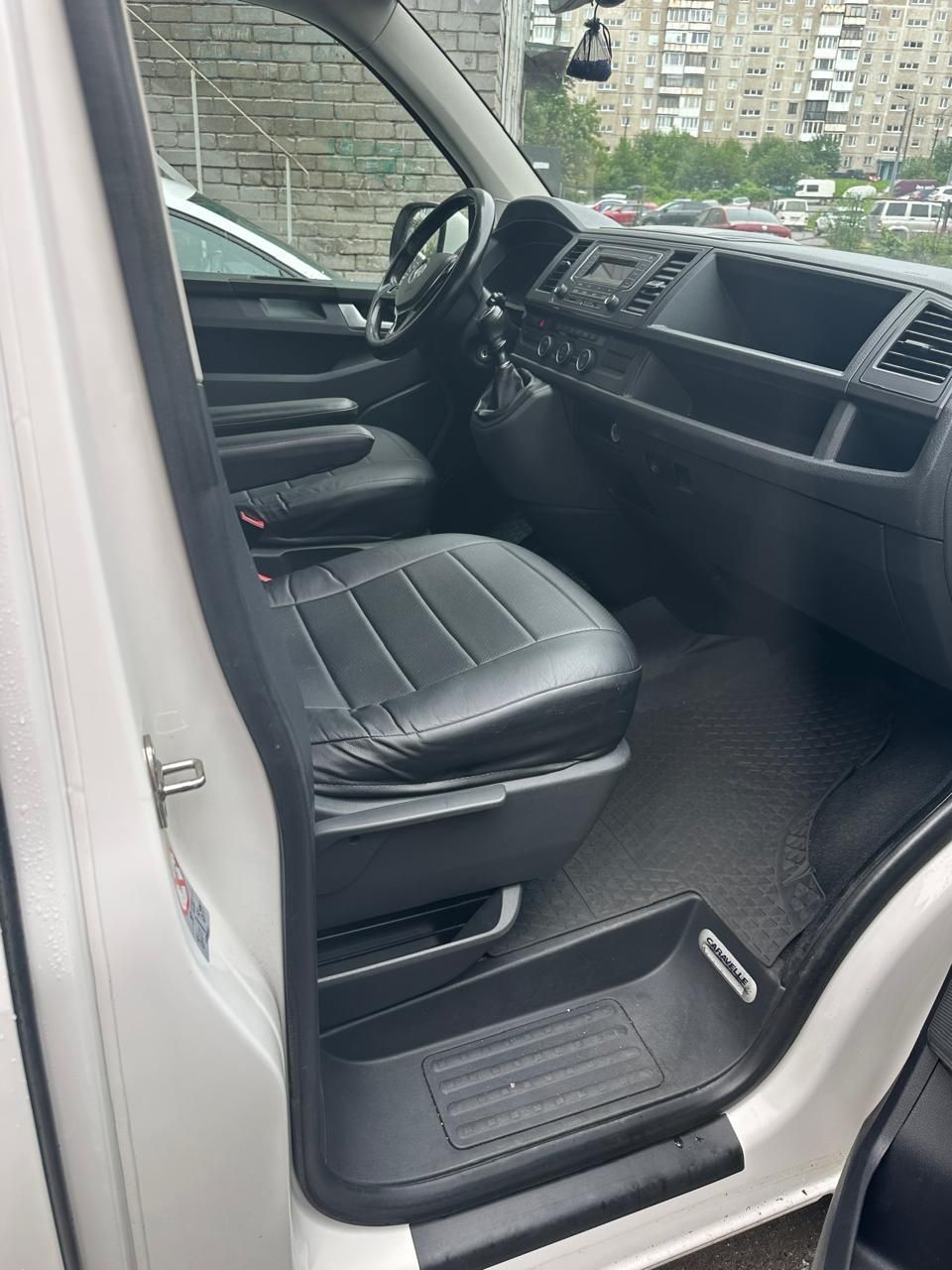 {{ obProduct.name }}