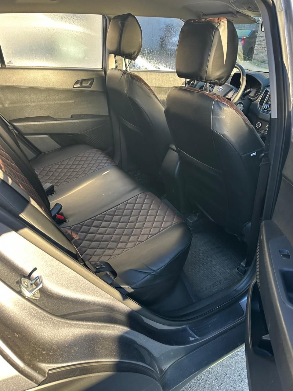 {{ obProduct.name }}