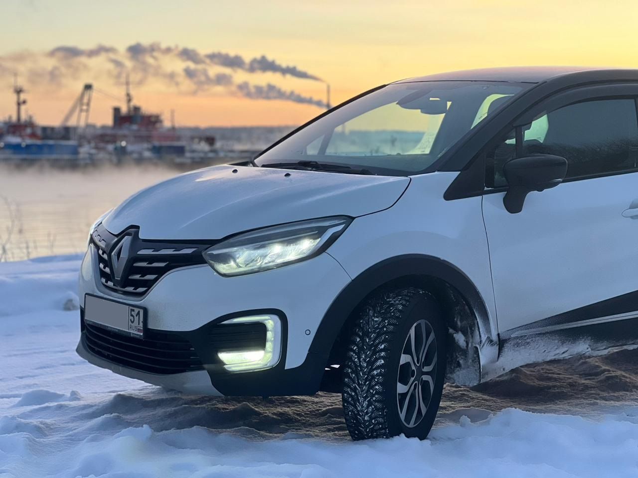 {{ obProduct.name }}