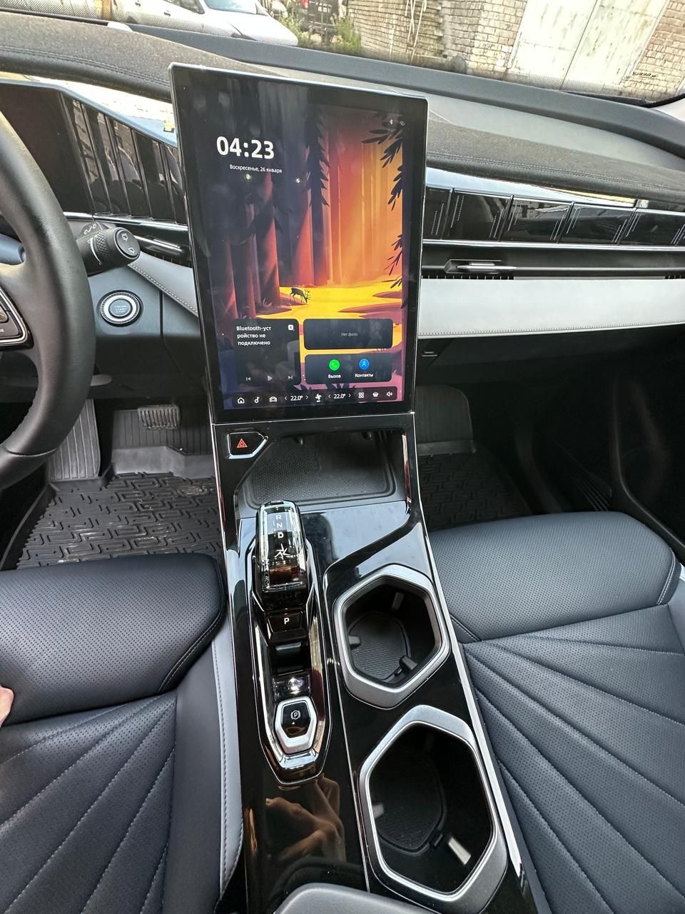 {{ obProduct.name }}