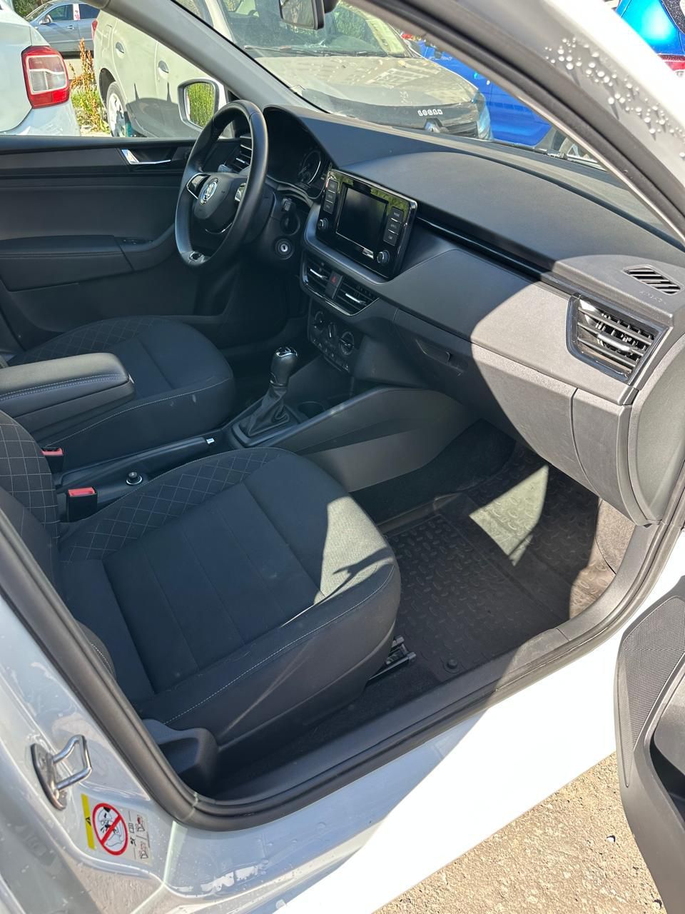 {{ obProduct.name }}