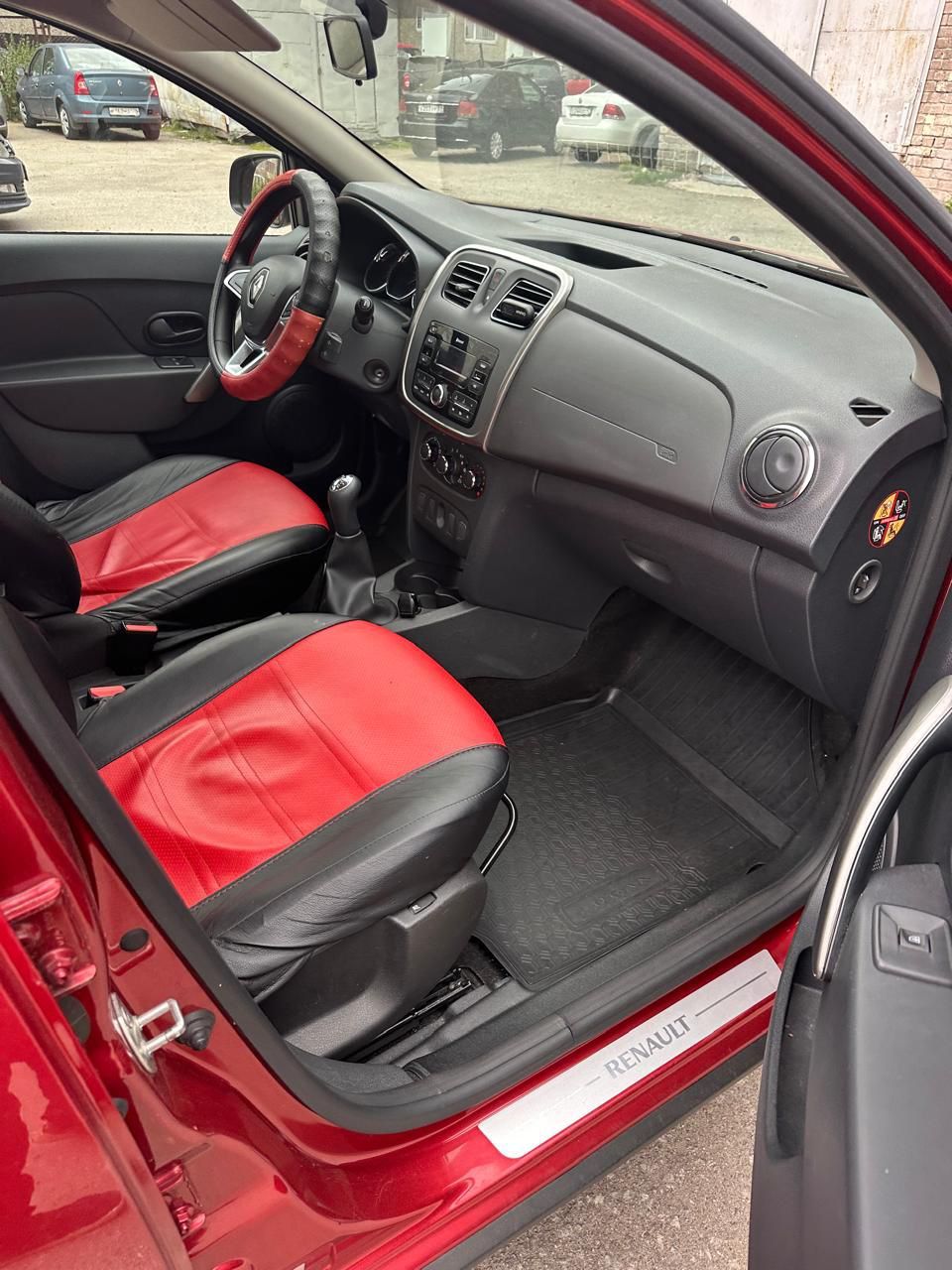 {{ obProduct.name }}